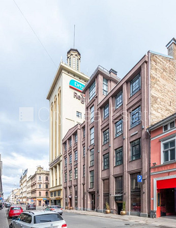 Fasādes māja, restaurēta māja, apsargāta teritorija, ieeja no ielas, ir lifts, kāpņu telpa Rīga - foto 11