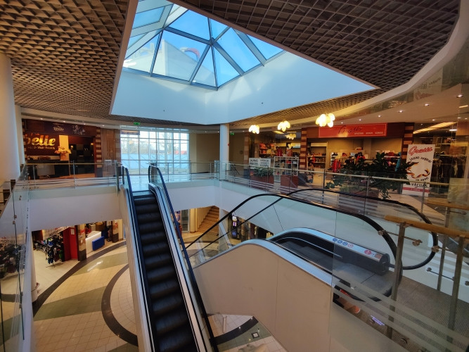 Iznomā tirdzniecības platību 1.stāvā TC LIIBA, Ķekavā.  Telpa atrodas pretī Given veikalam, Ķekavas pagasts - foto 3