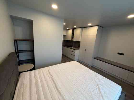 Продаётся дизайнерская квартира-студия в Кенгарагсе с уровнем качества и Рига