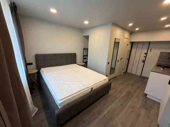 Продаётся дизайнерская квартира-студия в Кенгарагсе с уровнем качества и Рига