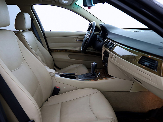 BMW 325 xDrive Executive ATM 3.0 Xi 160kW Tallina - foto 6