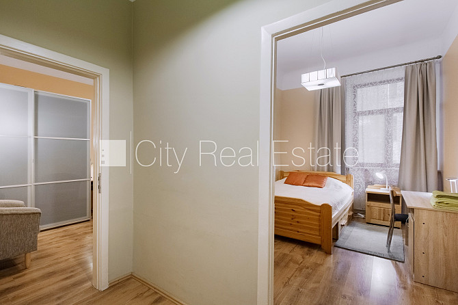 Pagalma māja, renovēta māja, labiekārtots apzaļumots pagalms, slēgts pagalms, ieeja no Rīga - foto 8