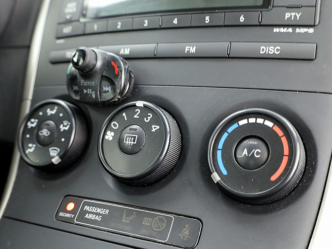 Toyota Auris Linea Sol 1.6 91kW Tallina - foto 8