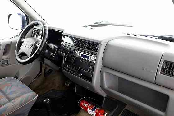 Volkswagen Multivan Allstar 2.5 81kW Tallina