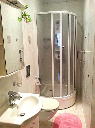 Солнечная, меблированная, удобная квартира. Фасадный дом, окна выходят на обе... Rīga - foto 8