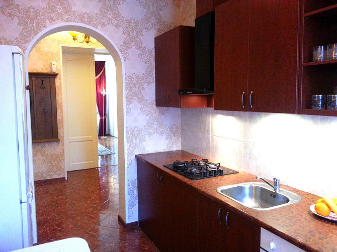 Солнечная, меблированная, удобная квартира. Фасадный дом, окна выходят на обе... Rīga - foto 6