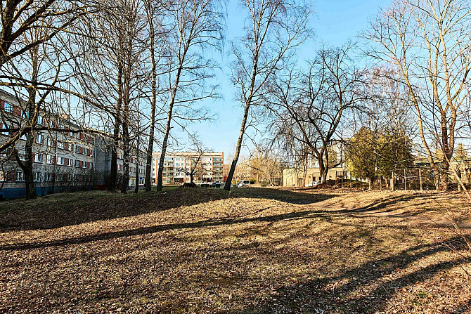 Izcils investīciju objekts klusā Rīgas rajonā.

Pārdošanā 1872 m zemes gabals privātai Rīga - foto 1