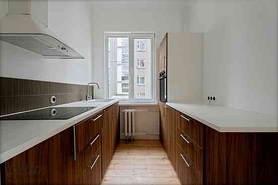 Piedāvājumā  tikko pēc kapitālā remonta atjaunots, gaumīgs divistabu dzīvoklis pieprasītajā Purvciem Rīga