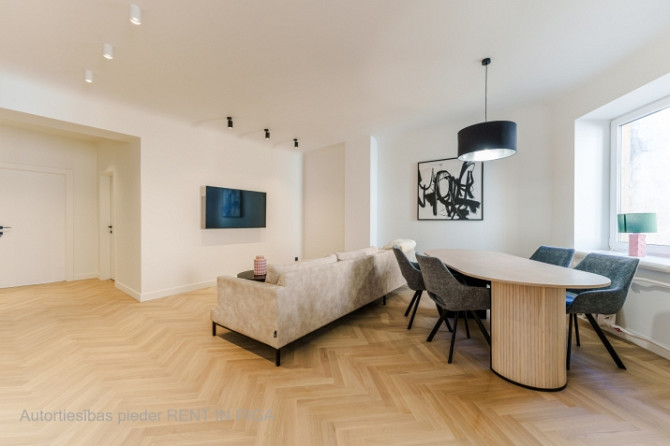 Сдается 3-комнатная квартира в Тихом центре, Elizabates iela 9. Квартира расположена на Рига - изображение 2