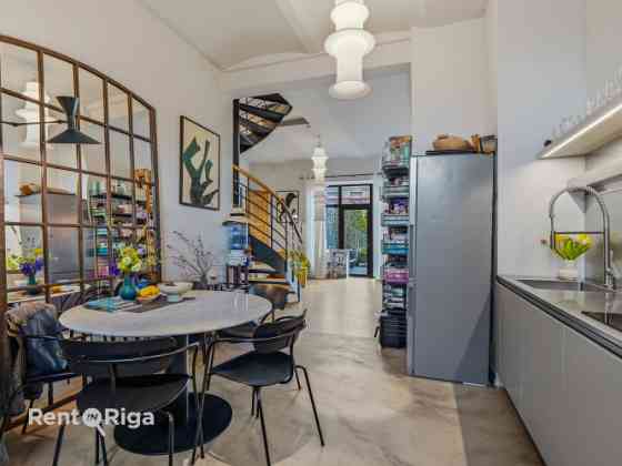 Трёхуровневая квартира в престижном проекте Gypsum Factory  Кипсала, на берегу Даугавы Рига