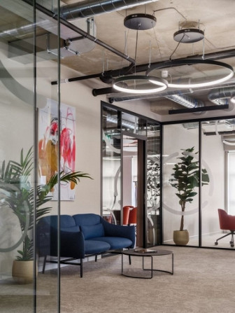 JAUNA BIROJA ĒKA RĪGAS CENTRĀ  Mūsdienīgas telpas jūsu biznesa izaugsmei 