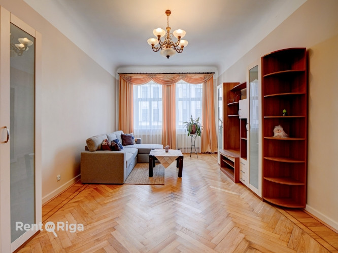 Izīrē plašu 3 istabu dzīvokli!  Dzīvoklis ir gaišs un mājīgs. un tajā visas 3 istabas ir Rīga - foto 7