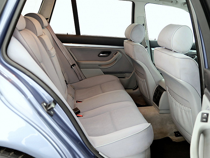 BMW 520 Business Facelift 2.2 125kW Tallina - foto 7