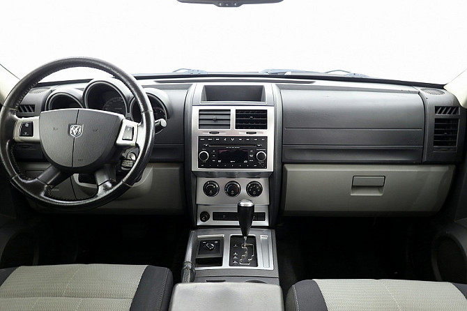 Dodge Nitro Comfort ATM 2.8 CRD 130kW Tallina - foto 5