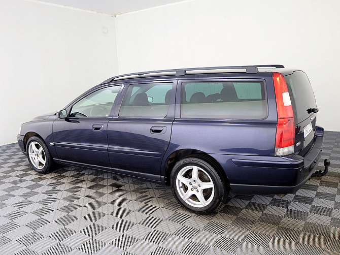 Volvo V70 Summum 4x4 AWD Facelift 2.4 D5 120kW Tallina - foto 4