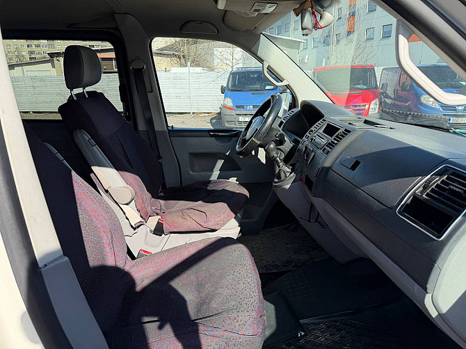 Volkswagen Transporter Comfortline 2.5 TDI 96kW Tallina - foto 6