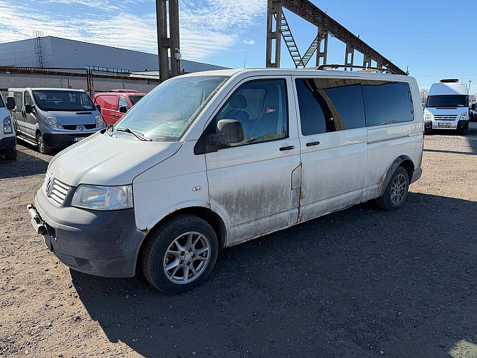 Volkswagen Transporter Comfortline 2.5 TDI 96kW Tallina - foto 2