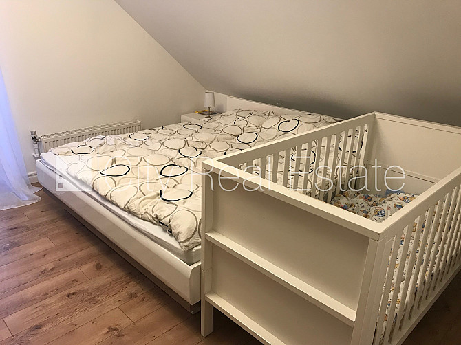 Renovēta māja, labiekārtota apzaļumota teritorija, iežogota teritorija, vieta vairākām Jūrmala - foto 14