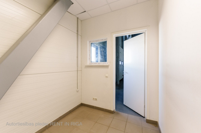 Noliktavas Daugavgrīvas ielā ar apkuri.  Fasādes ēka, ērta piekļuve no Daugavgrīvas un Rīga - foto 4