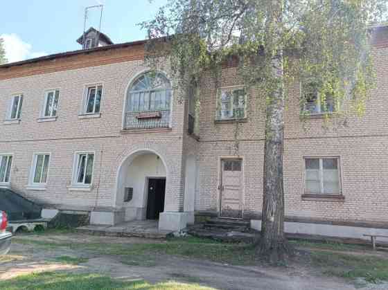 Продается 2-комнатная квартира в живописном и спокойном районе Добельского края. Dobele un novads