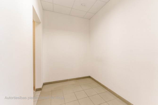 Jauna noliktava ar dzelzceļa pievadu. 3 rampas kravas a/m + 4 vāri smes līmenī.  Gāzes apkure, Rīga - foto 6