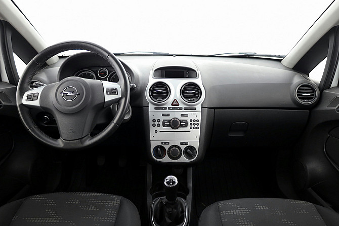 Opel Corsa Facelift 1.2 63kW Таллин - изображение 5