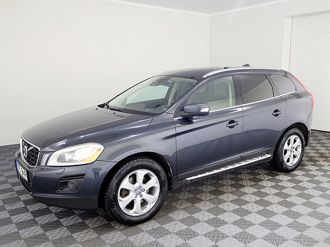 Volvo XC60 R-Design ATM 2.4 D5 151kW Таллин - изображение 2