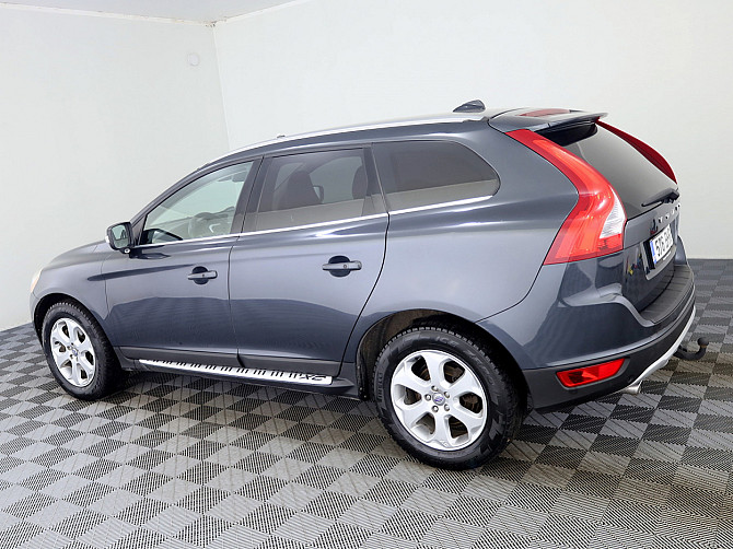 Volvo XC60 R-Design ATM 2.4 D5 151kW Таллин - изображение 4