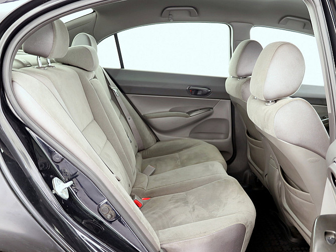 Honda Civic Elegance ATM 1.8 103kW Таллин - изображение 7