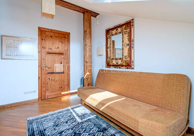 Zeme īpašumā, fasādes māja, renovēta māja, labiekārtota apzaļumota teritorija, bruģēts Rīga - foto 14