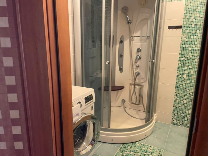 Tiek izīrēts 4-istabu dzīvoklis 