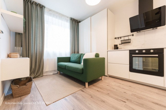 Новый, полностью меблированный апартамент.  Проект Ezera SOLO расположен в тихом и Рига - изображение 5