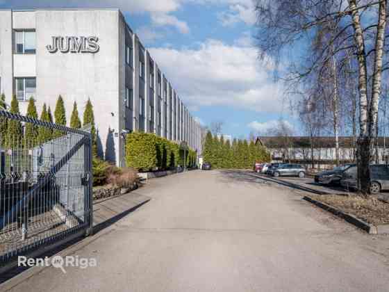 Продаётся трёхэтажное здание с территорией по адресу ул. Латгалес 433H, Рига. Рига