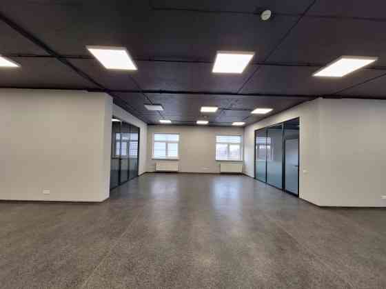 Предлагаем в аренду офисные помещения в бизнес-парке Dambis, ул. Уриекстес 1, Рига. Рига