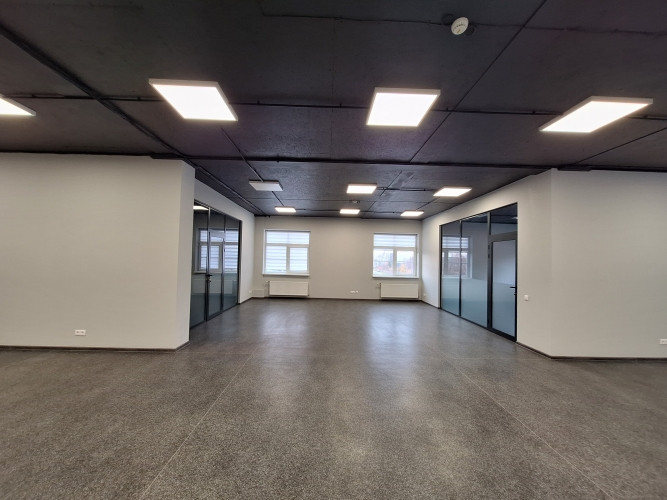 Piedāvājam nomai biroja telpas Biznesa parkā Dambis, Uriekstes ielā 1, Rīgā.  Birojs ir Rīga - foto 5