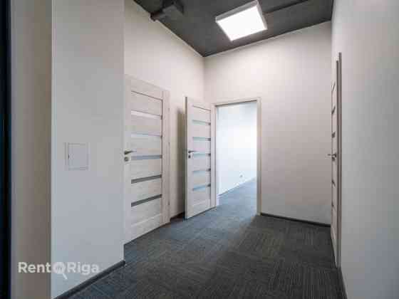 Предлагаем в аренду офисные помещения в бизнес-парке Dambis, ул. Уриекстес 1, Рига. Рига