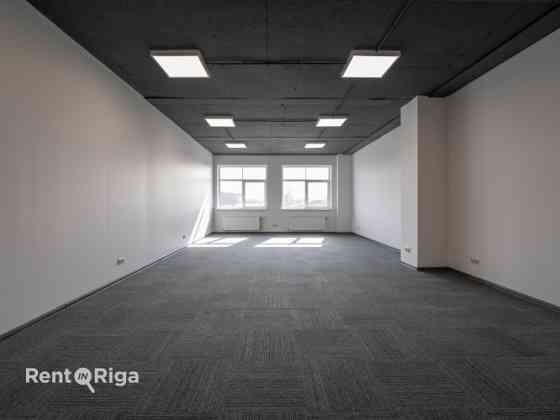 Предлагаем в аренду офисные помещения в бизнес-парке Dambis, ул. Уриекстес 1, Рига. Рига