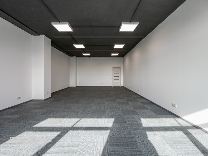 Piedāvājam nomai biroja telpas Biznesa parkā Dambis, Uriekstes ielā 1, Rīgā.  Birojs ir Rīga - foto 2