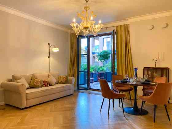 Сдается в аренду светлая, солнечная, уютная 2-комнатная квартира с террасой (13 м2) в Rīga