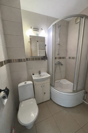 Pārdodu 3 istabu dzīvokli Juglā, Juglas ielā 5 Tiek piedāvāts gaišs un funkcionāli ērts 3 istabu... Rīga - foto 3