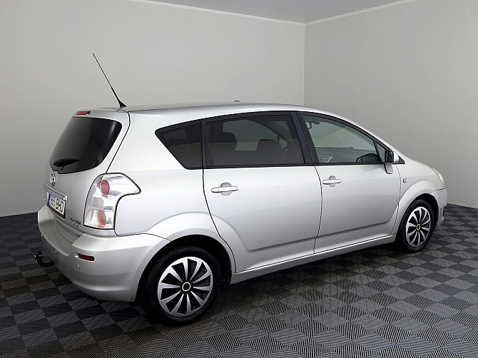 Toyota Corolla Verso Linea Sol Facelift 2.2 D-4D 100kW Tallina - foto 3