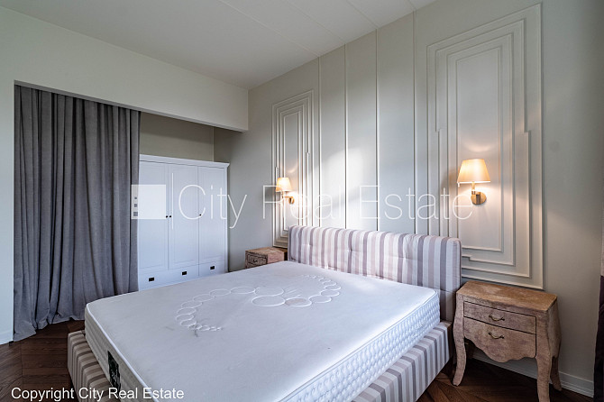 Fasādes māja, renovēta māja, ieeja no ielas, logi vērsti uz ielas pusi, istabas izolētas 2 Rīga - foto 9