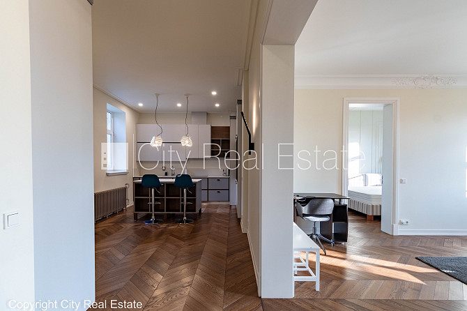 Fasādes māja, renovēta māja, ieeja no ielas, logi vērsti uz ielas pusi, istabas izolētas 2 Rīga - foto 12