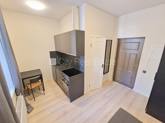 Фасадный дом, реновированный дом, закрытый двор, охраняемая территория, вход с Рига - изображение 1