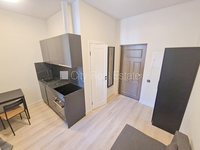 Фасадный дом, реновированный дом, закрытый двор, охраняемая территория, вход с Рига - изображение 2