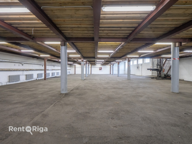 Apkurināma noliktava Ilzenes ielā 2.  Iznomā apkurināmas noliktavas stratēģiski izdevīgā Rīga - foto 3