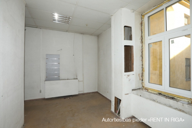 Офисные помещения в районе ТЦ Origo.  2-й этаж. Вход в здание со стороны фасада Рига - изображение 6