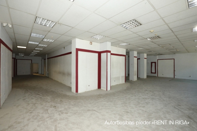 Офисные помещения в районе ТЦ Origo.  2-й этаж. Вход в здание со стороны фасада Рига - изображение 2