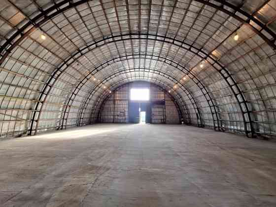 Сдаётся ангар  чистое и просторное складское помещение ангарного типа общей Rīga