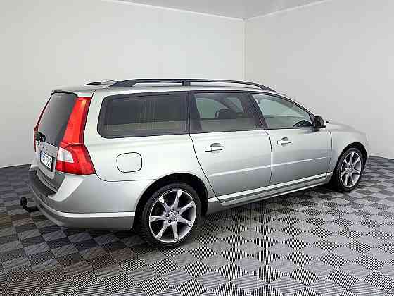 Volvo V70 Summum ATM 2.4 D5 136kW Tallina